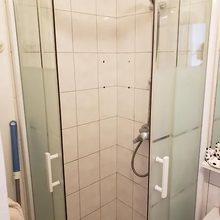 2 Pièces 20 M2 Gare Appartamento